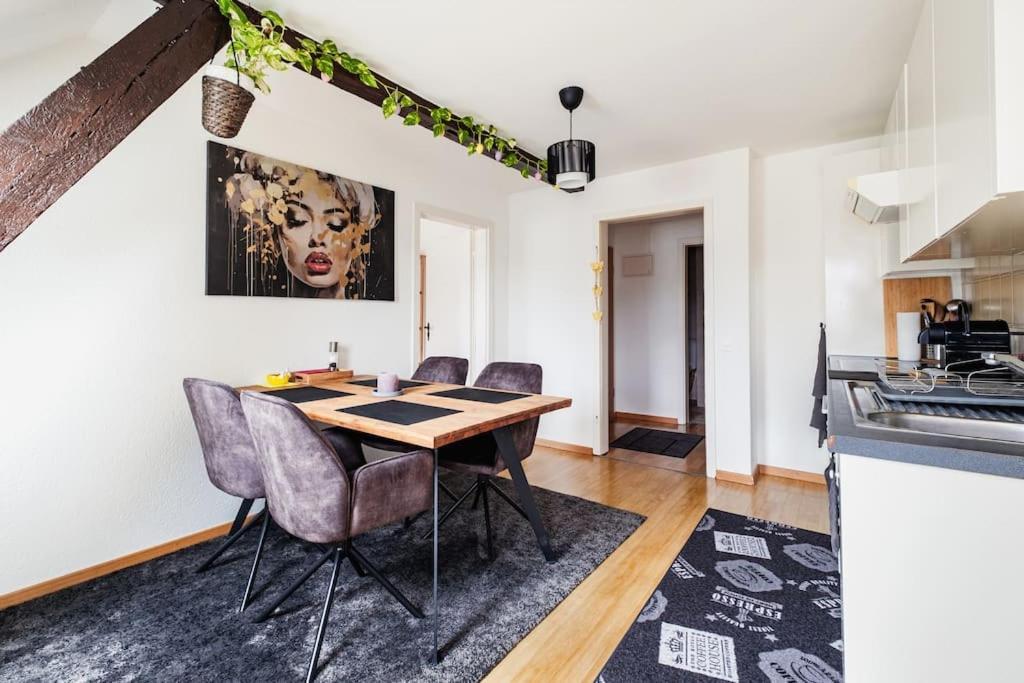 Charmante Wohnung An Beliebter, Urbaner Lage Zurique Exterior foto