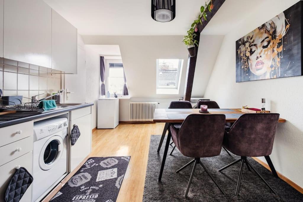 Charmante Wohnung An Beliebter, Urbaner Lage Zurique Exterior foto